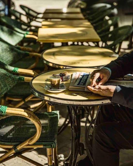 La Loge Familiale: 110M2, Place Rose Goudard, Ac リル・シュル・ラ・ソルギュ エクステリア 写真
