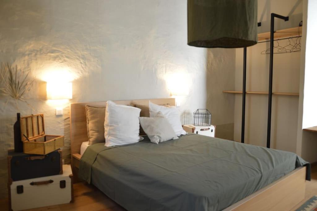 La Loge Familiale: 110M2, Place Rose Goudard, Ac リル・シュル・ラ・ソルギュ エクステリア 写真